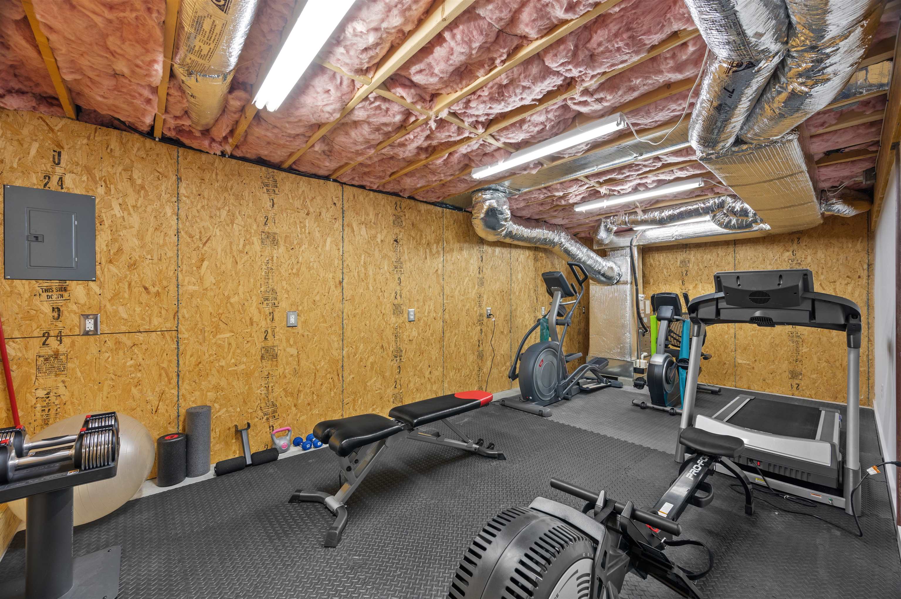 113 S Road Deerfield, NH 03037 - Photo 49 of 60