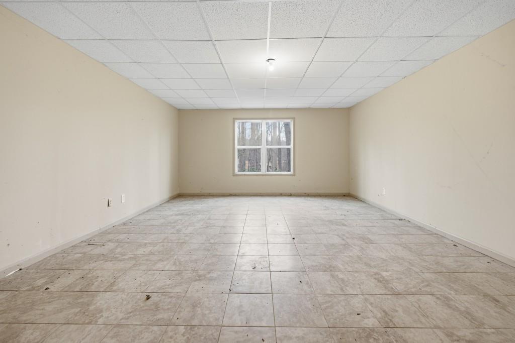 53 Bobbin Court Jefferson, GA 30549 - Photo 33 of 40 a view of an empty room with a window