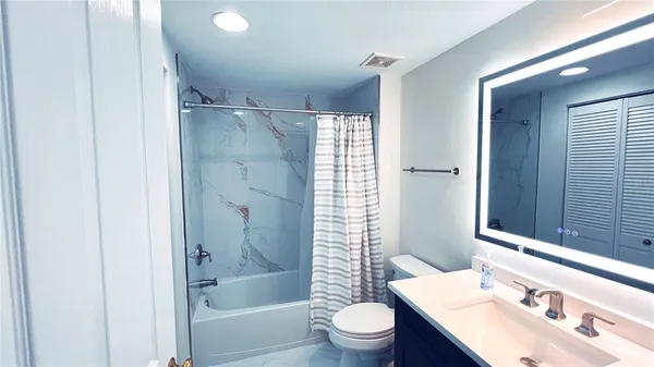 $4,700 | 4981 Bacopa Lane South, Unit 602, St. Petersburg, FL 33715