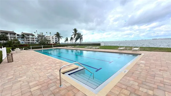 $4,700 | 4981 Bacopa Lane South, Unit 602, St. Petersburg, FL 33715