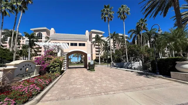 $5,800 | 4981 Bacopa Lane South, Unit 602, St. Petersburg, FL 33715