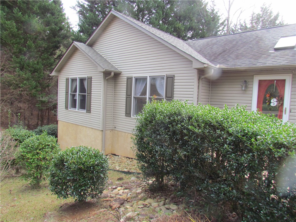 208 Indian Trail Road Seneca, SC 29672 - Photo 7 of 18 Gallery Image 7