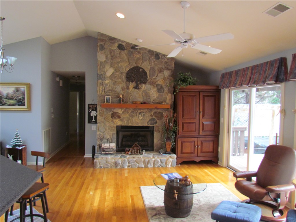 208 Indian Trail Road Seneca, SC 29672 - Photo 8 of 18 Gallery Image 8