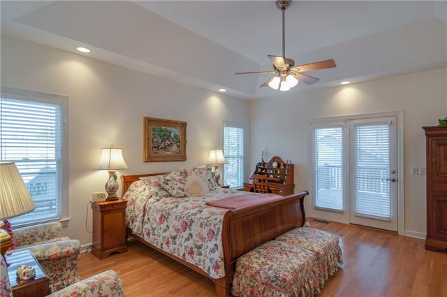 730 Williamson County Line Road Fairview, TN 37062 - Photo 10 of 20 a bedroom with bed and window