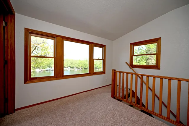 $999,999 | W332N6553 County Rd C, Merton, WI 53058