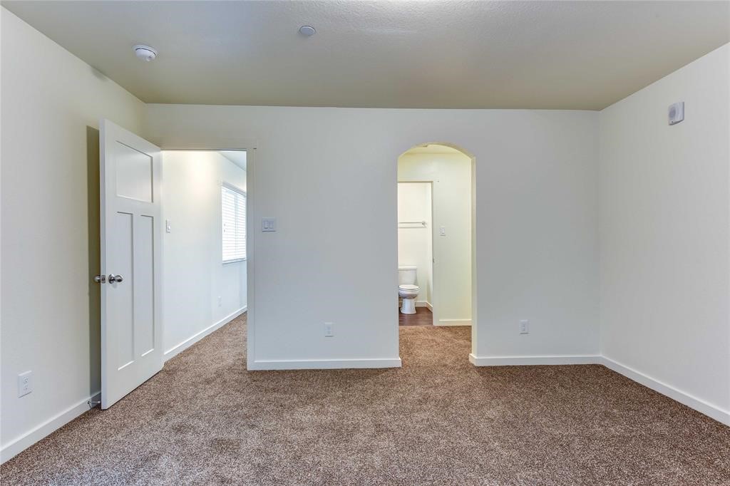 12603 Telge Road, Unit 4C Cypress, TX 77429 - Photo 10 of 16 an empty room with windows