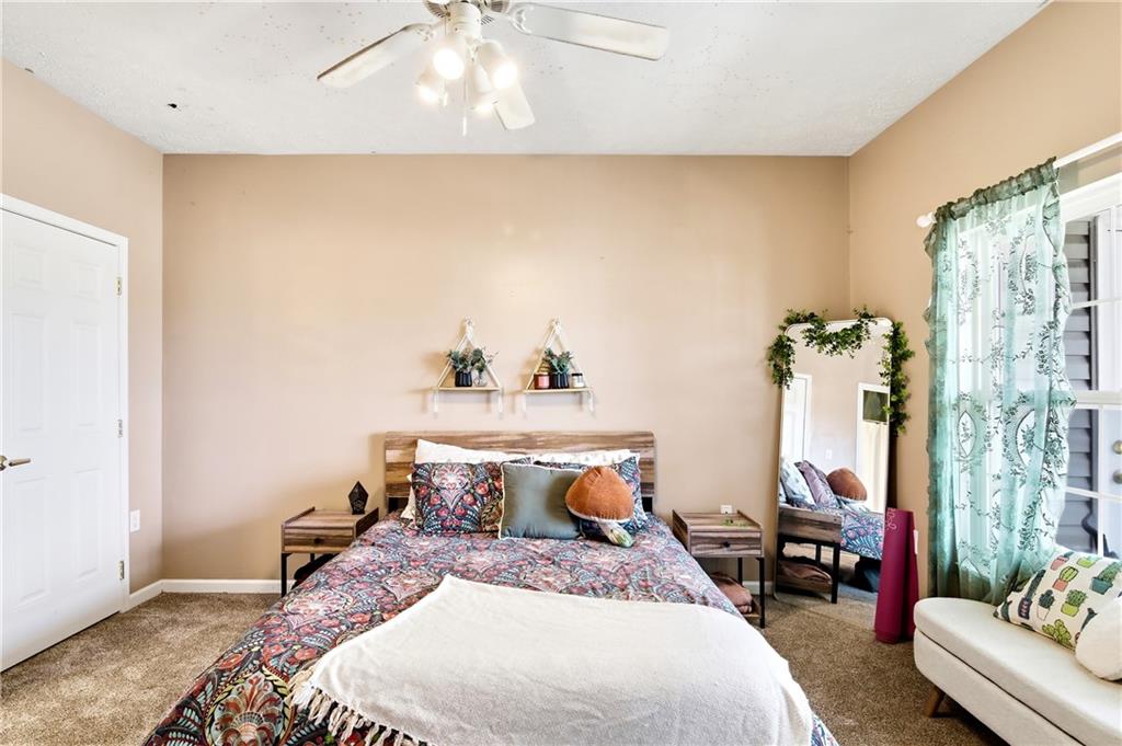 1011 Stockton Ridge Cranberry Township, PA 16066 - Photo 13 of 34