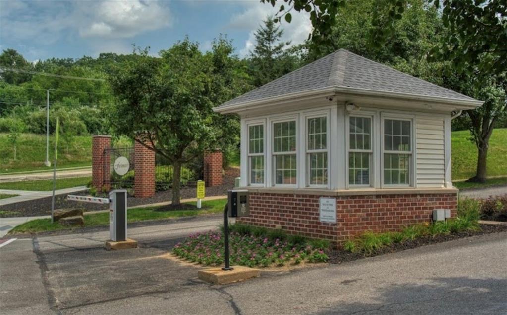 1011 Stockton Ridge Cranberry Township, PA 16066 - Photo 25 of 34