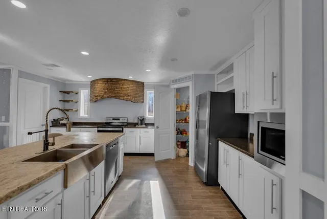 $475,000 | 1083 Fanchers Mill Road, Sparta, TN 38583