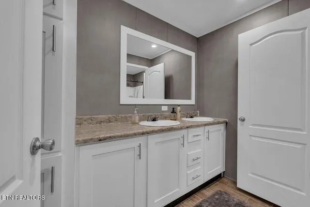 $475,000 | 1083 Fanchers Mill Road, Sparta, TN 38583