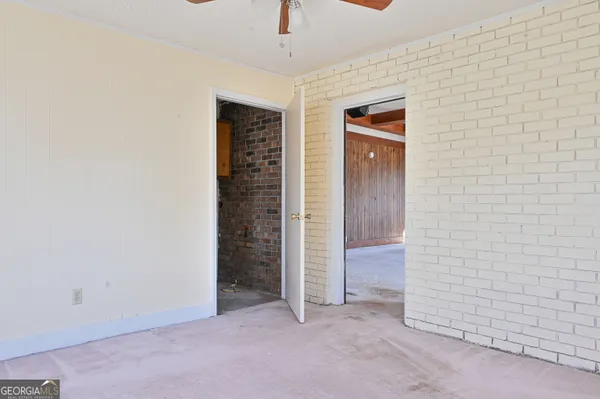 an empty room with closet