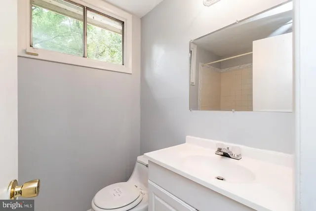 $475,000 | 3206 Burbank Lane, Woodbridge, VA 22193