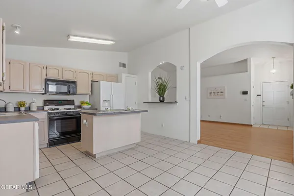 $252,999 | 12373 Golden Sun Drive, El Paso, TX 79938