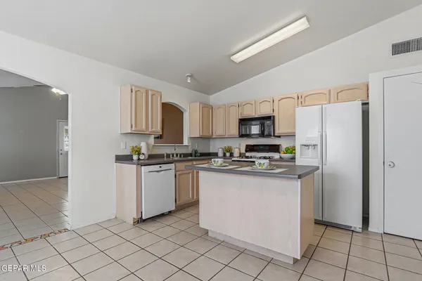 $252,999 | 12373 Golden Sun Drive, El Paso, TX 79938