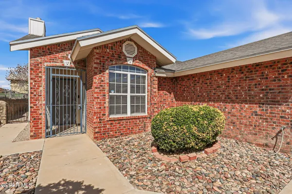 $252,999 | 12373 Golden Sun Drive, El Paso, TX 79938