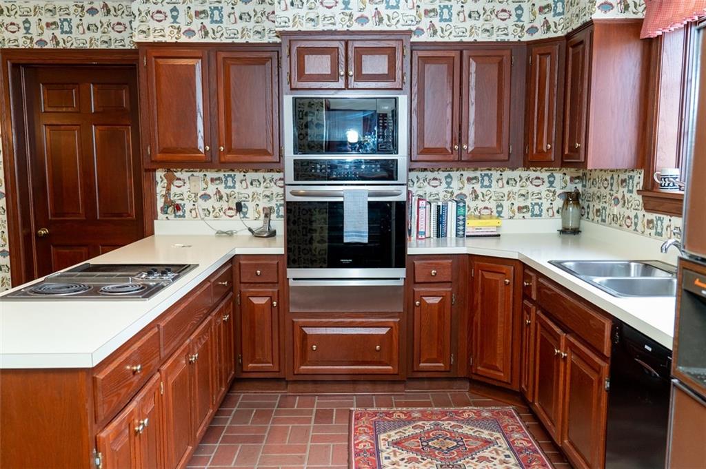 109 Ludwig Road New Castle, PA 16105 - Photo 12 of 25 Gallery Image 12