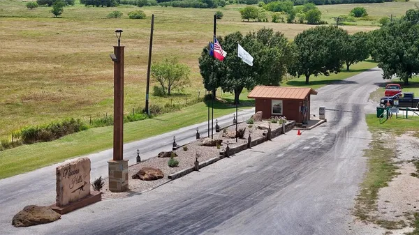 $160,000 | 107 West Huron Circle, Nocona, TX 76255