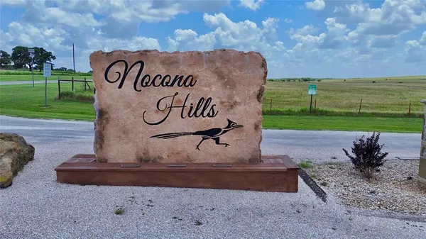 $160,000 | 107 West Huron Circle, Nocona, TX 76255
