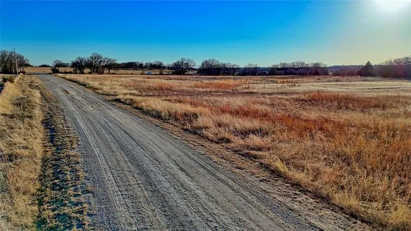 $160,000 | 107 West Huron Circle, Nocona, TX 76255