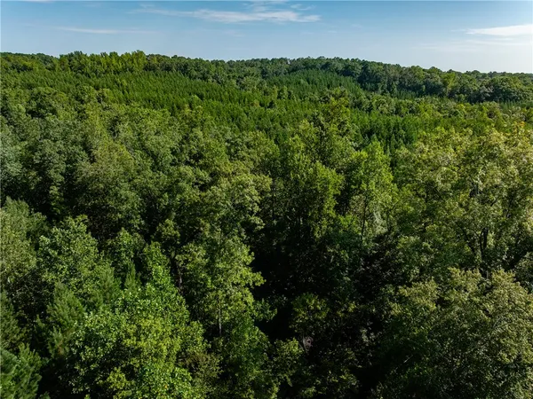 $549,000 | 3 Bayshore Drive, Seneca, SC 29672