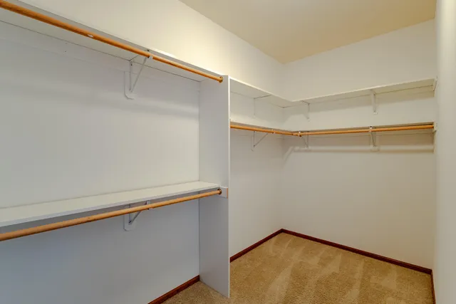 $295,000 | 230 Hilldale Drive, Unit 1112, Hartford, WI 53027