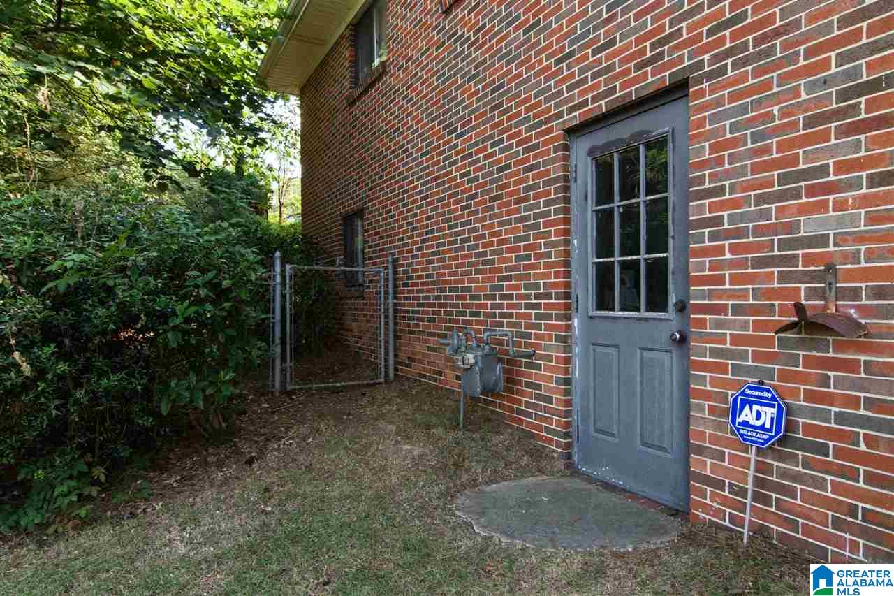 1008 Barnisdale Road Birmingham, AL 35235 - Photo 34 of 36