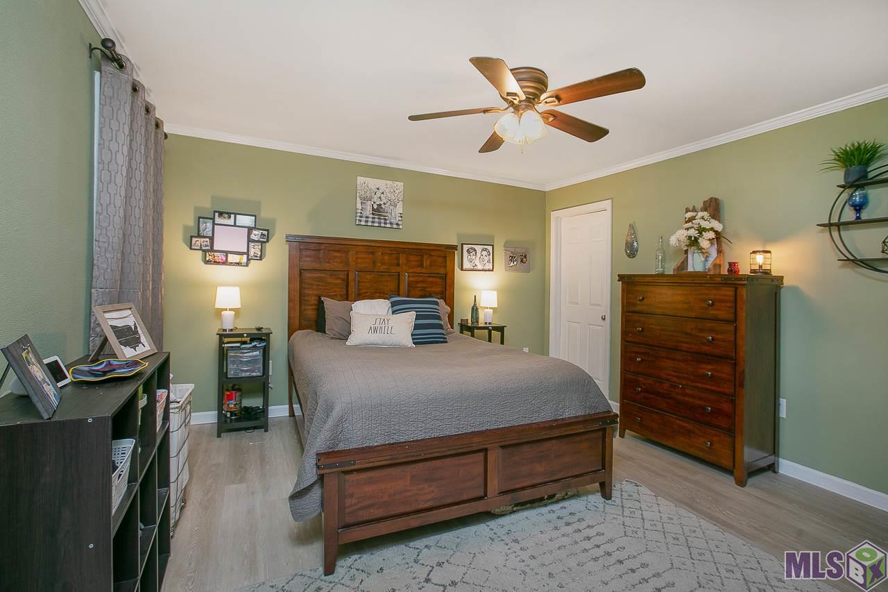 10294 West Winston Avenue, Unit 2 Baton Rouge, LA 70809 - Photo 3 of 23