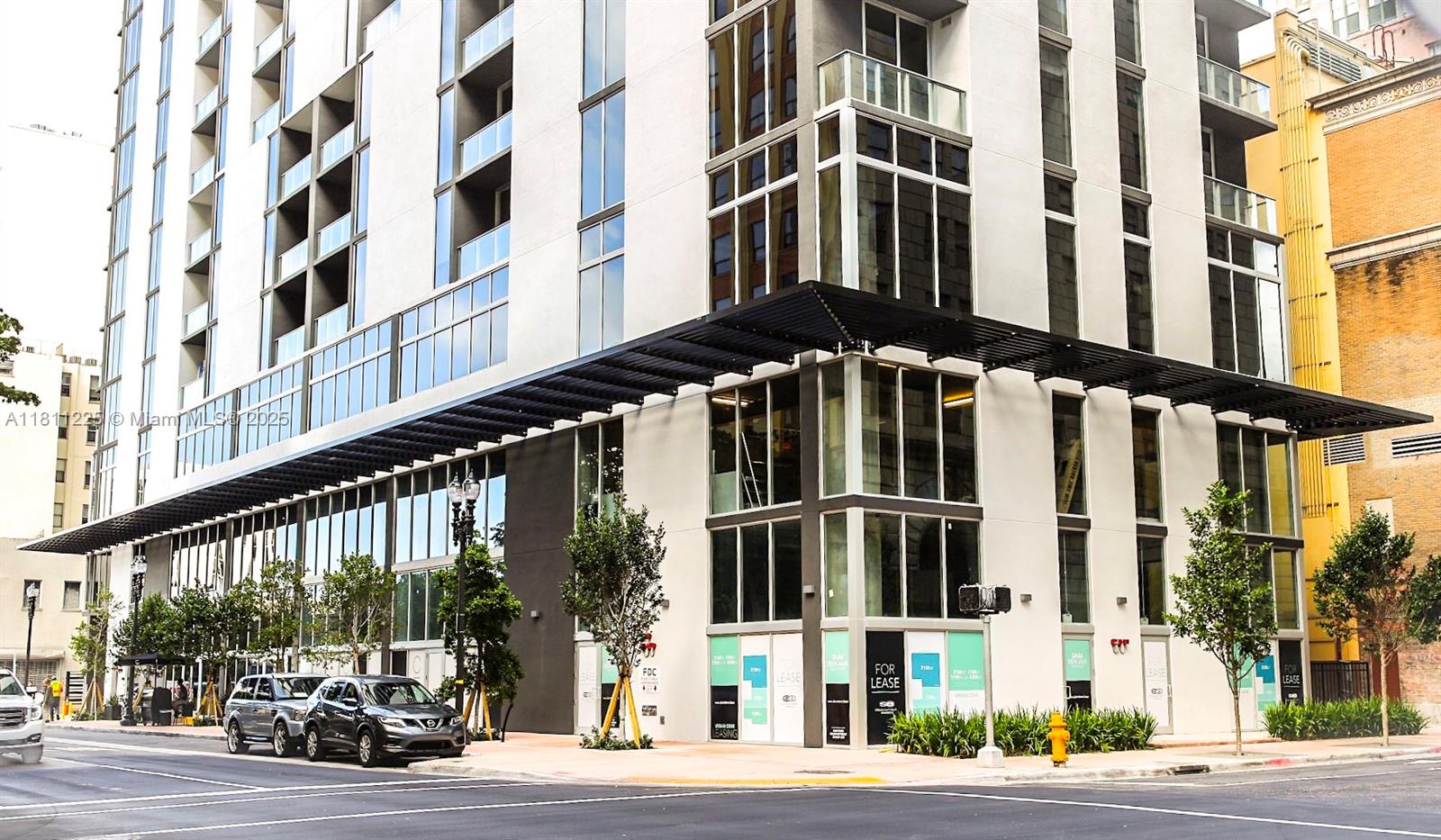 151 Southeast 1st Street, Unit 2204 Miami, FL 33131 - Photo 19 of 34 a view of a building and a street