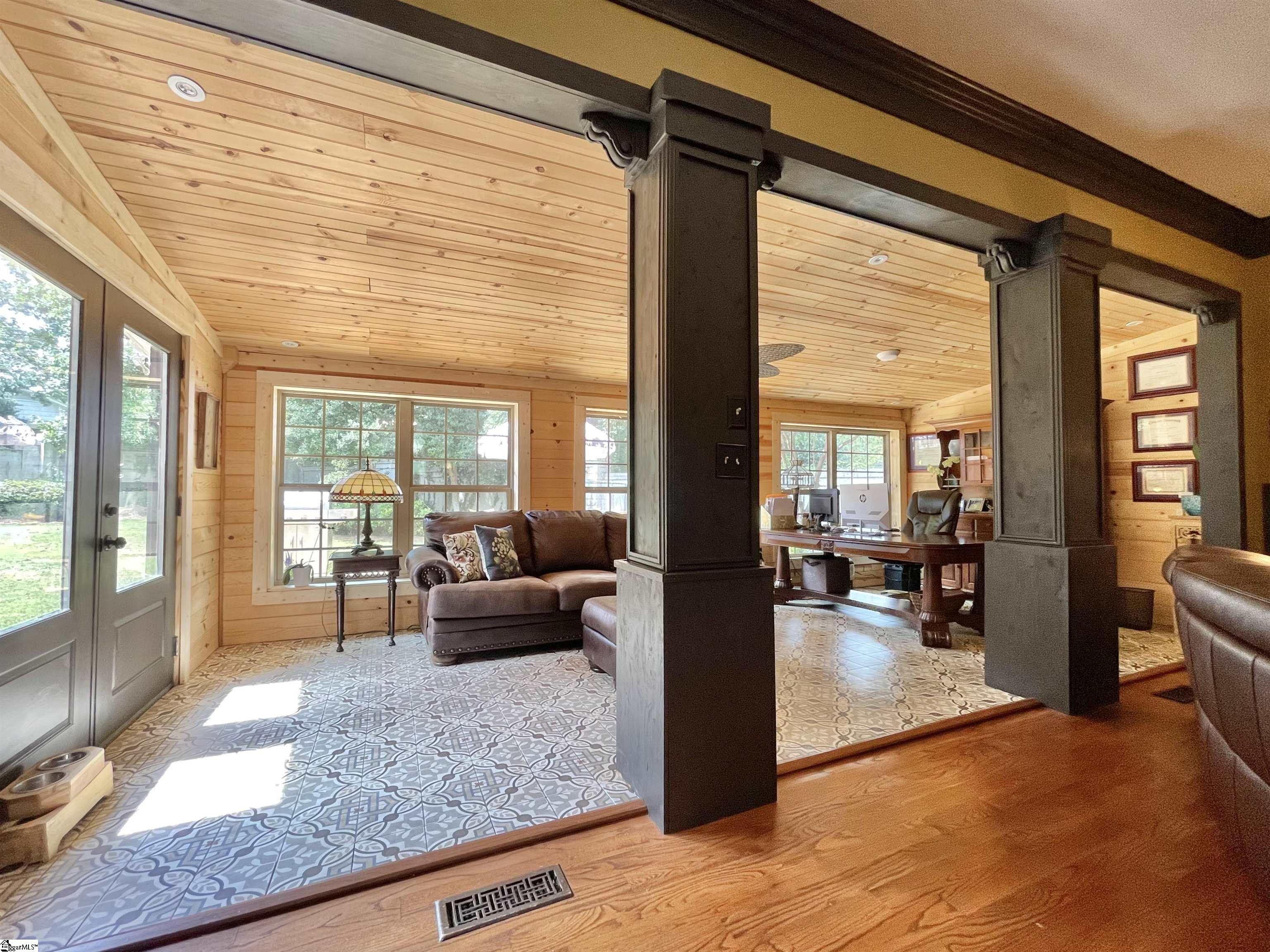 401 Laurel Road Easley, SC 29642 - Photo 13 of 36