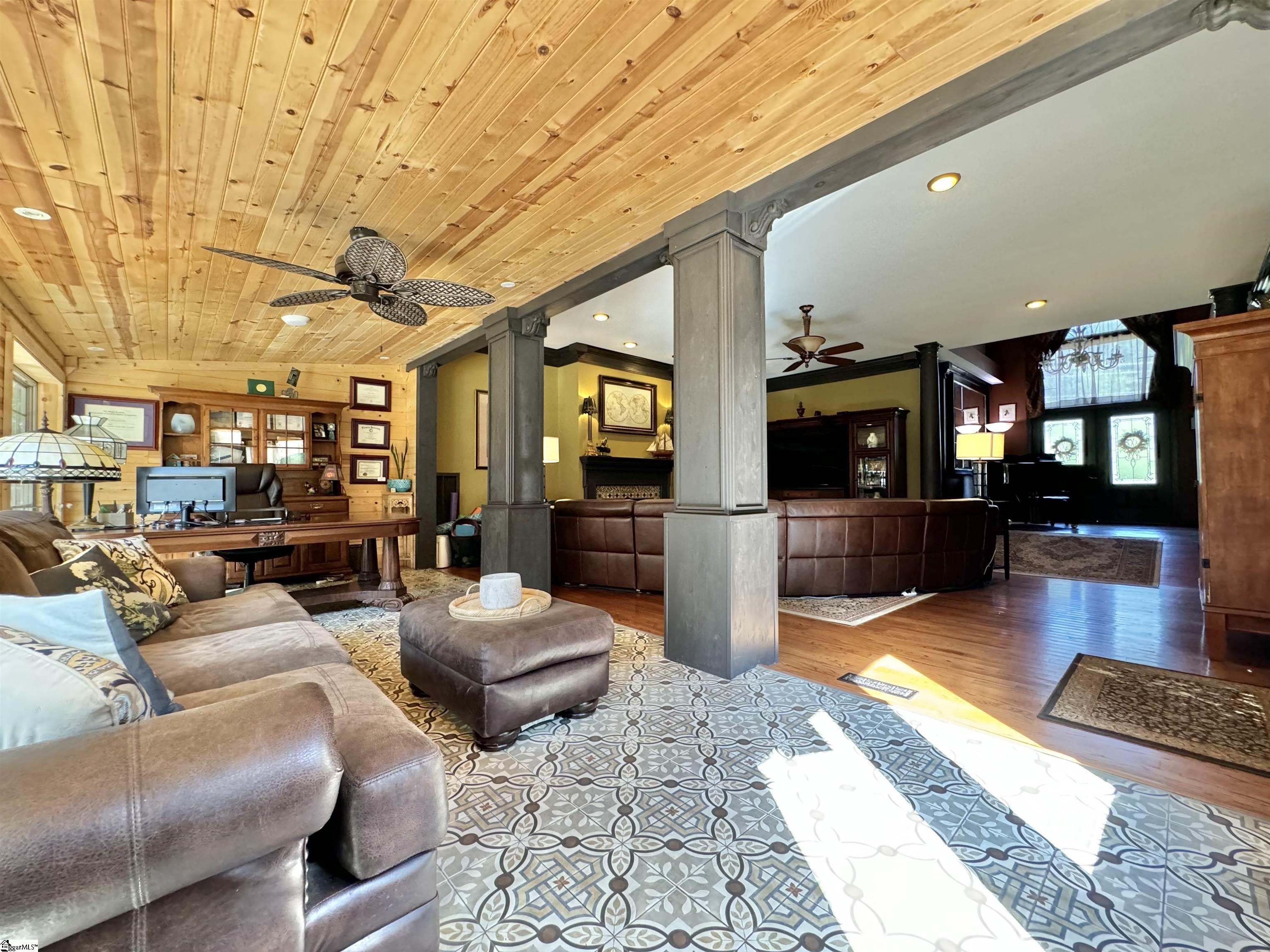 401 Laurel Road Easley, SC 29642 - Photo 10 of 36