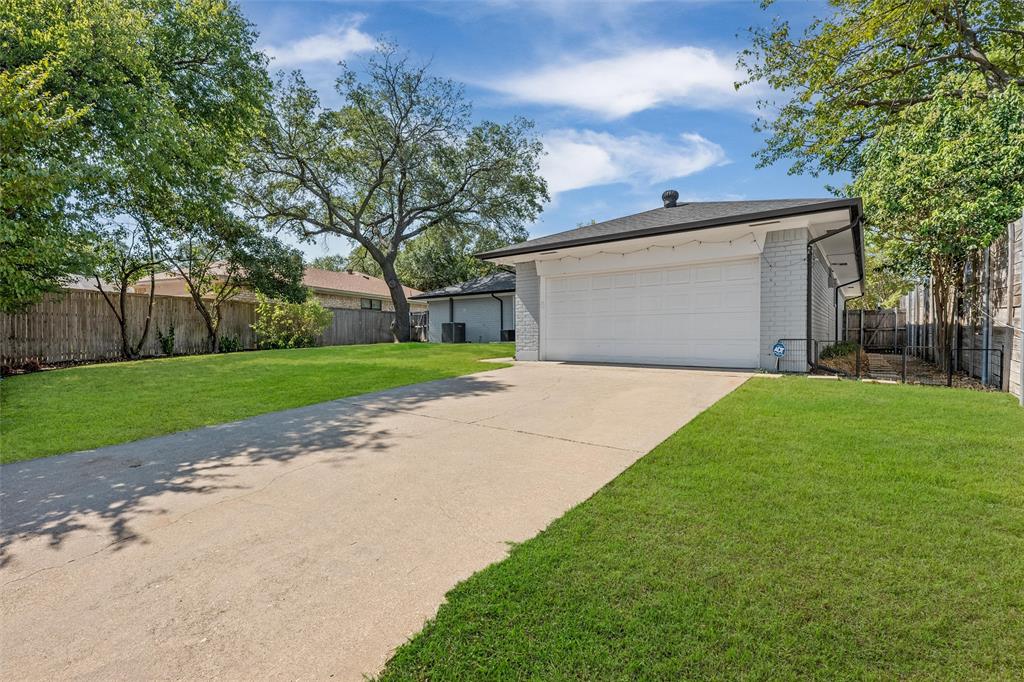 11335 McCree Road Dallas, TX 75238 - Photo 29 of 33 Gallery Image 29
