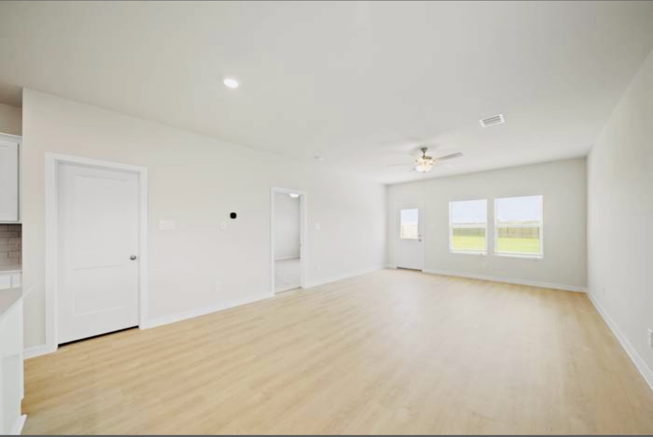 7815 Ruth Ravine Court Spring, TX 77379 - Photo 6 of 24 Gallery Image 6