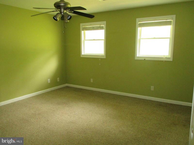 6305 Bootleggers Road Marshall, VA 20115 - Photo 10 of 16 Lower Level Bedroom 1