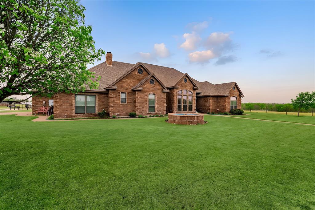13435 Jackson Road Ponder, TX 76259 - Photo 3 of 40