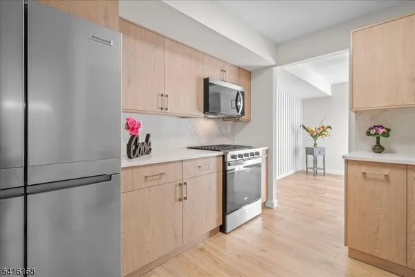 $529,000 | 231 Vista Drive, Unit 231, Cedar Knolls, NJ 07927