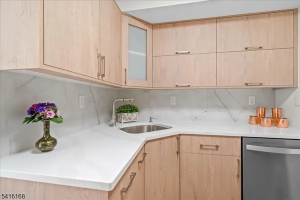 $529,000 | 231 Vista Drive, Unit 231, Cedar Knolls, NJ 07927