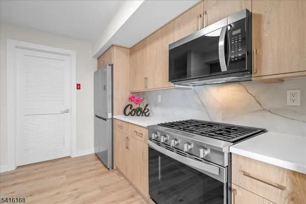 $529,000 | 231 Vista Drive, Unit 231, Cedar Knolls, NJ 07927