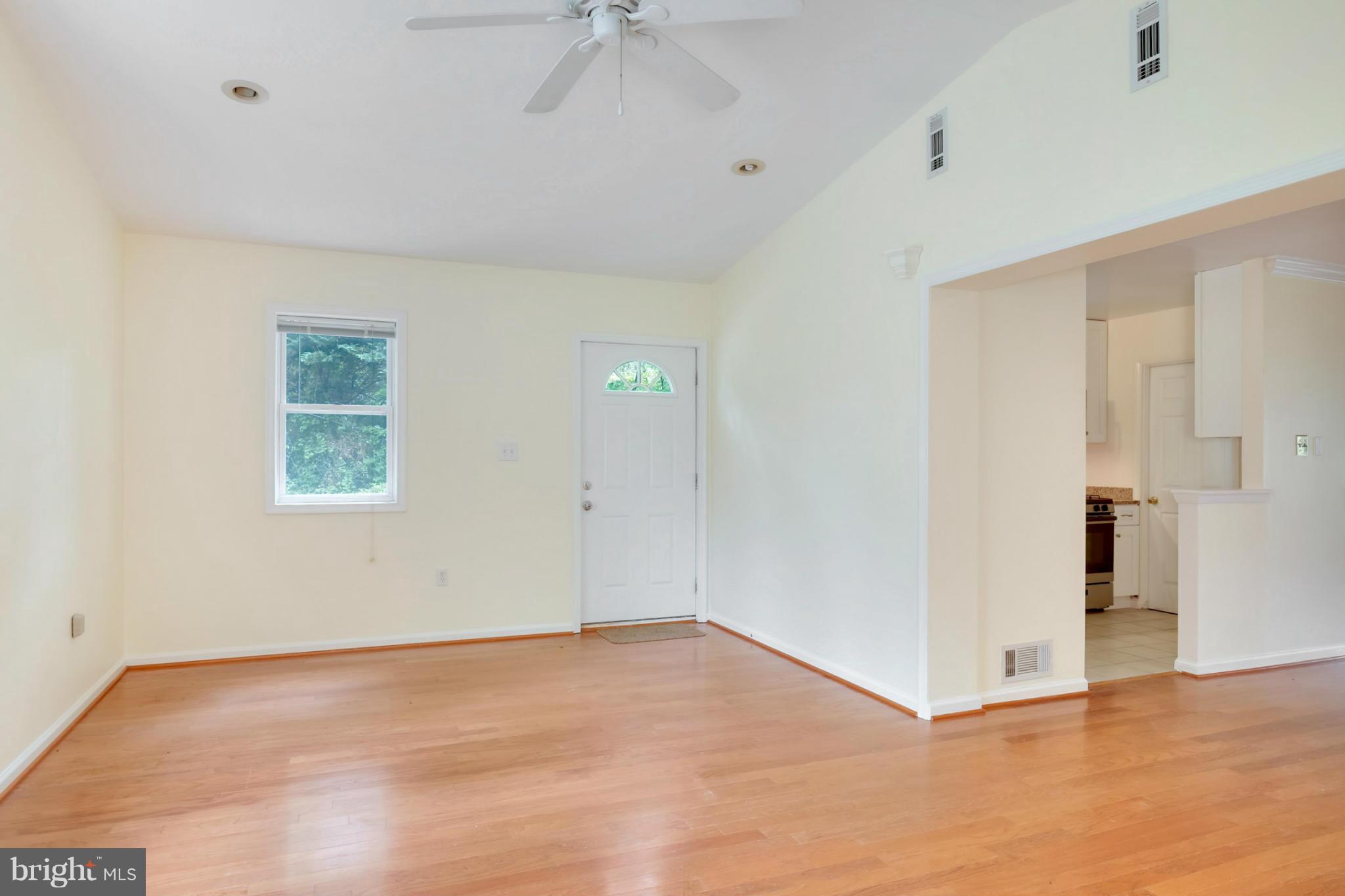 7408 Kelvin Place Springfield, VA 22151 - Photo 14 of 29 Family Room