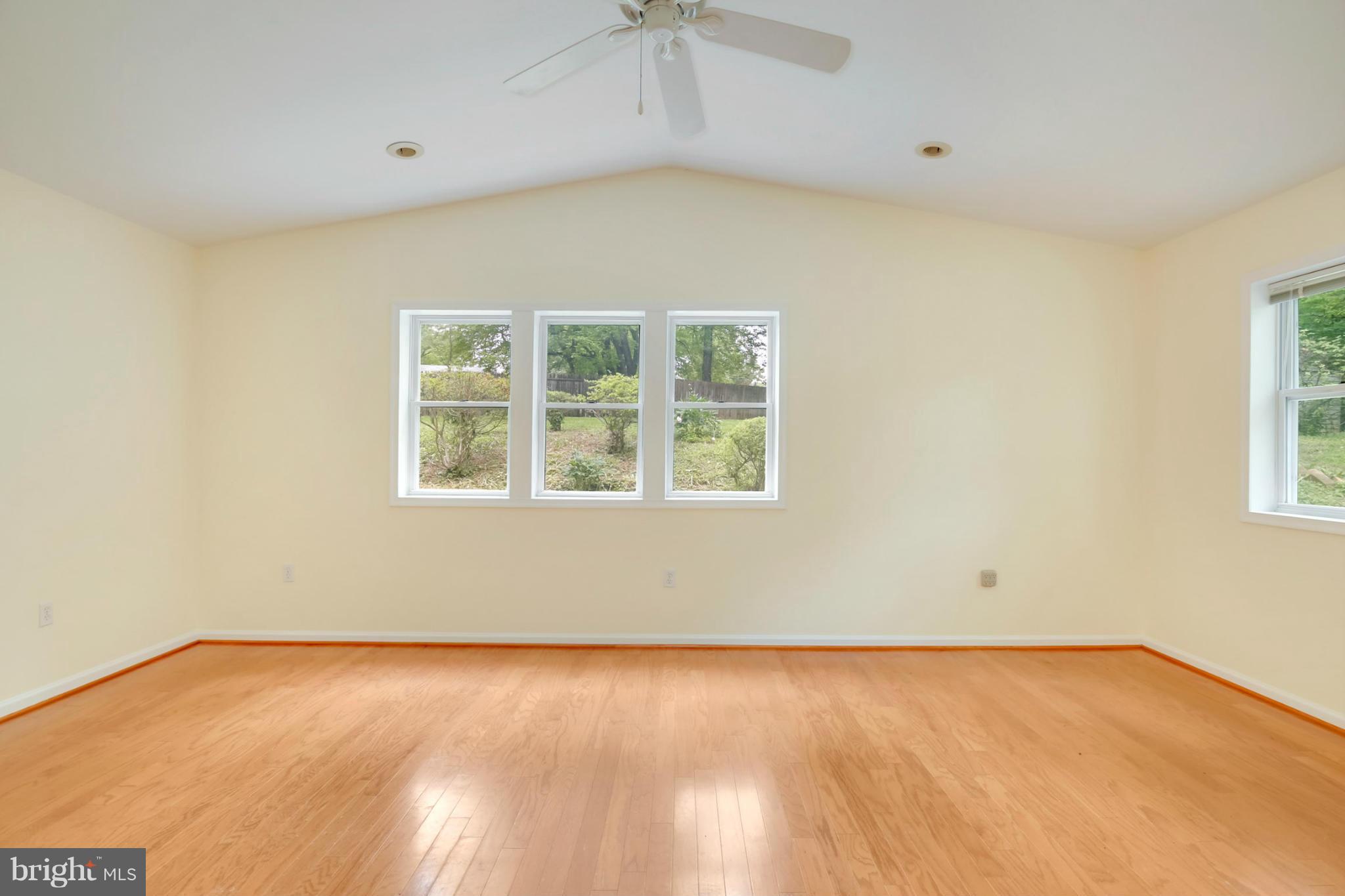 7408 Kelvin Place Springfield, VA 22151 - Photo 15 of 29 Family Room