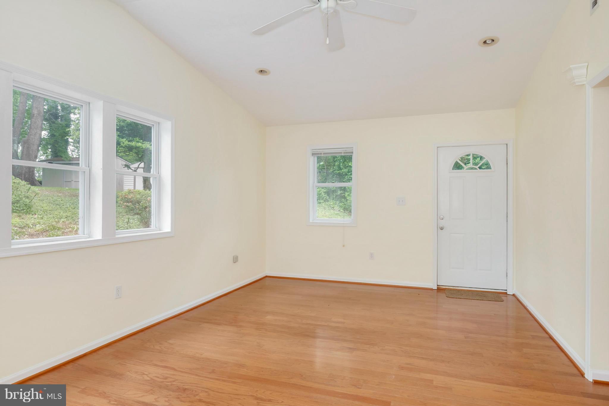 7408 Kelvin Place Springfield, VA 22151 - Photo 16 of 29 Family Room