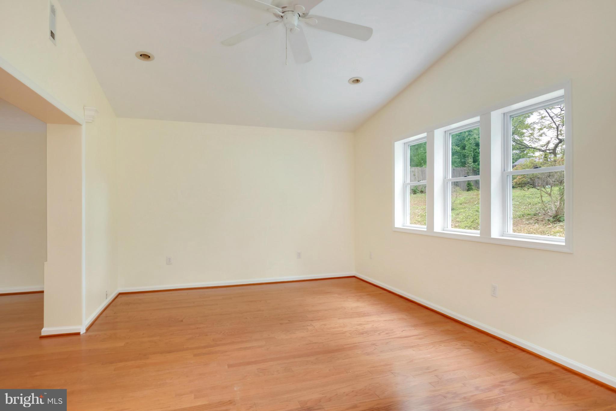 7408 Kelvin Place Springfield, VA 22151 - Photo 17 of 29 Family Room