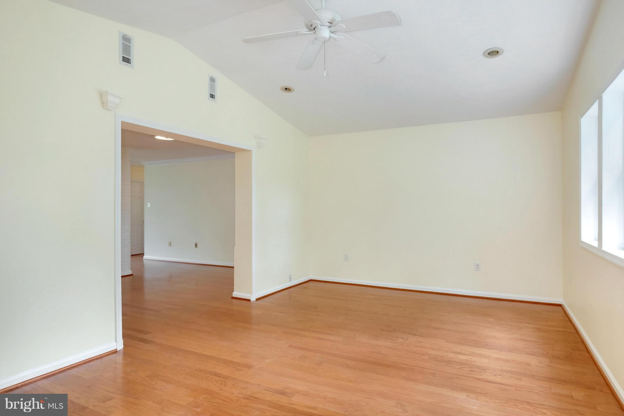 7408 Kelvin Place Springfield, VA 22151 - Photo 27 of 29 Family Room
