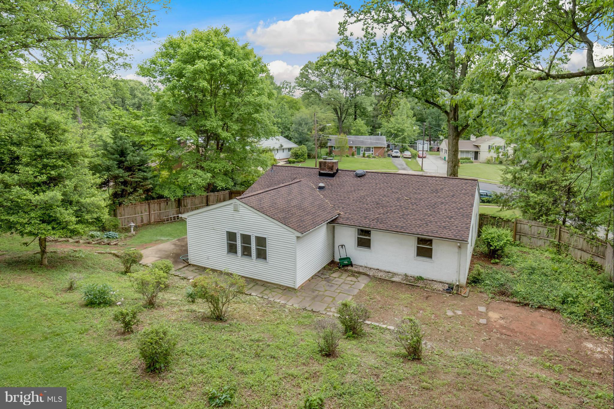 7408 Kelvin Place Springfield, VA 22151 - Photo 28 of 29 Rear