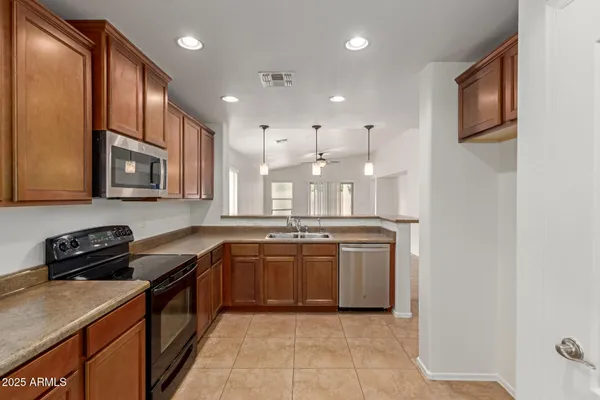 $513,000 | 2215 East Everglade Lane, Gilbert, AZ 85298