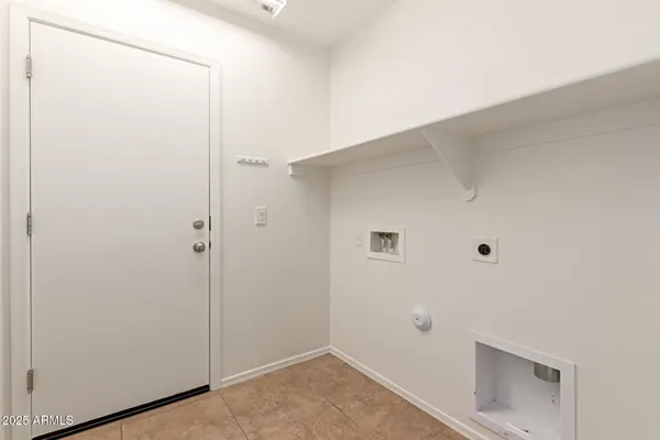 $513,000 | 2215 East Everglade Lane, Gilbert, AZ 85298