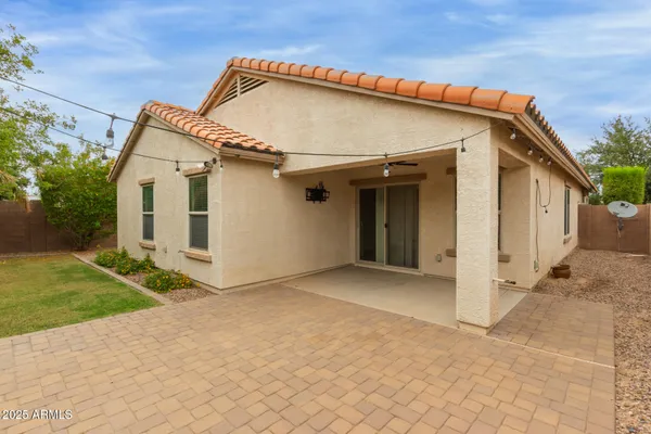 $513,000 | 2215 East Everglade Lane, Gilbert, AZ 85298