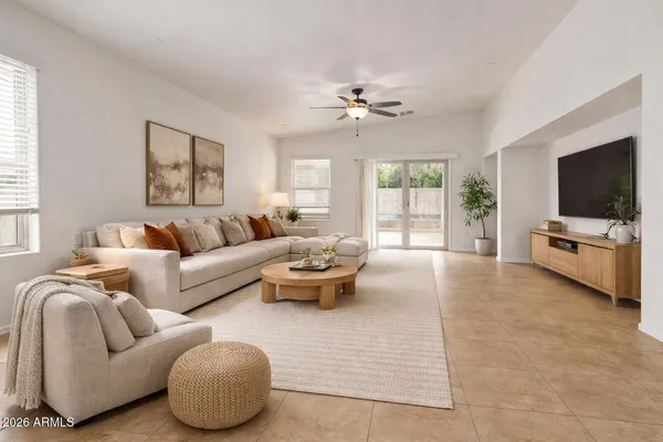 $513,000 | 2215 East Everglade Lane, Gilbert, AZ 85298