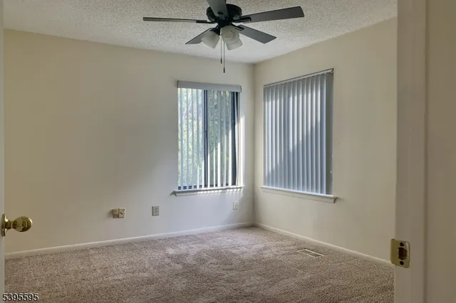 $3,250 | 81 Park Gate Drive, Edison, NJ 08820