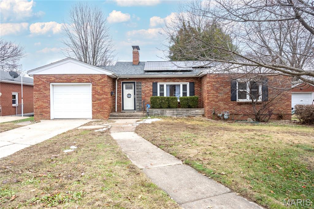 3421 Gary Street Alton, IL 62002 - Photo 1 of 25