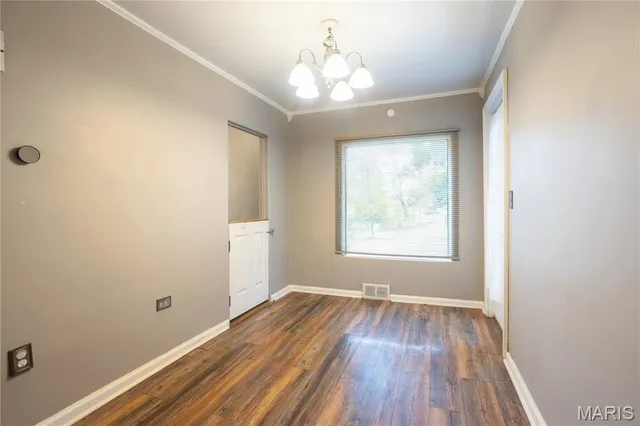 $223,000 | 3421 Gary Street, Alton, IL 62002